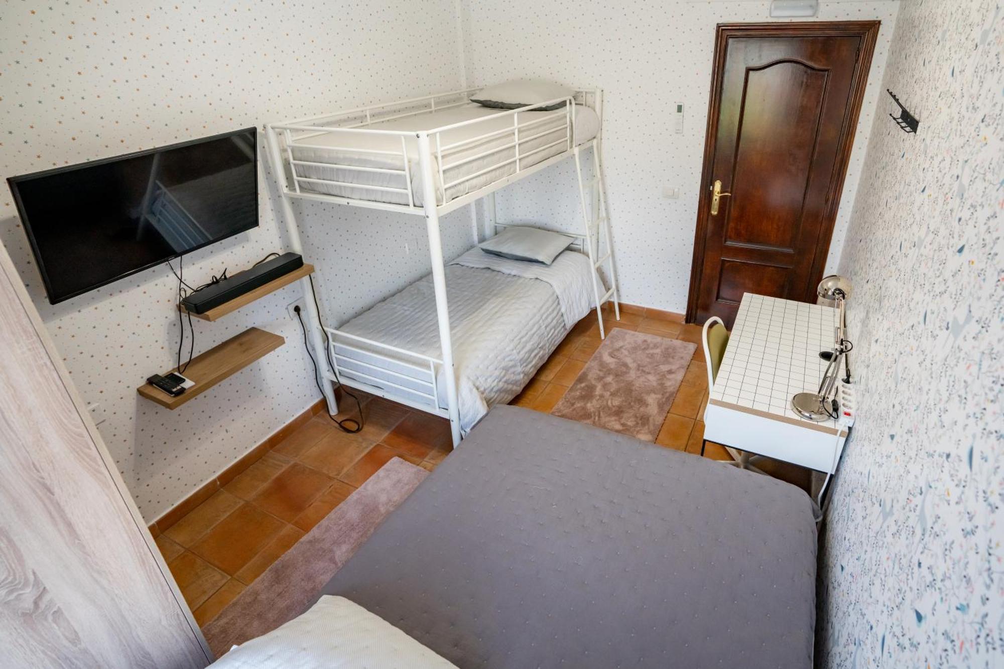 Casa Julio - Alcala Complete Coastal Retreat - Entire Apartment - 3 Min Walk From The Ocean - Shared Entrance With Host Kültér fotó