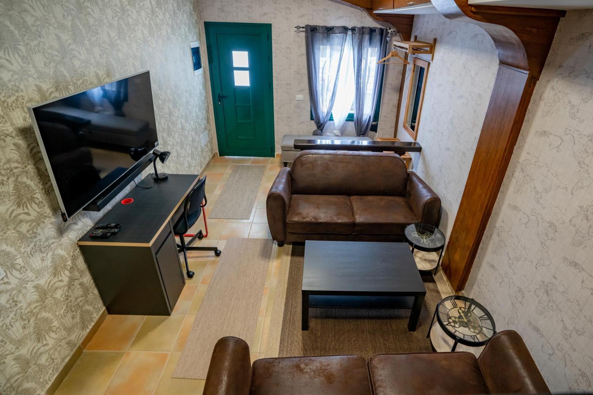 Casa Julio - Alcala Complete Coastal Retreat - Entire Apartment - 3 Min Walk From The Ocean - Shared Entrance With Host Kültér fotó